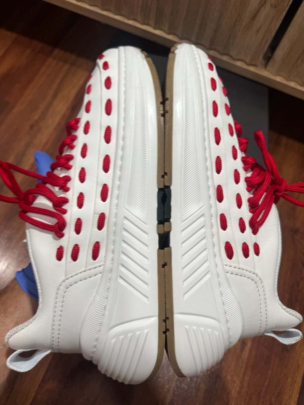 Bottega Veneta Storm Leather Sneaker in Bianco/Bright Red - Picture 8 of 9